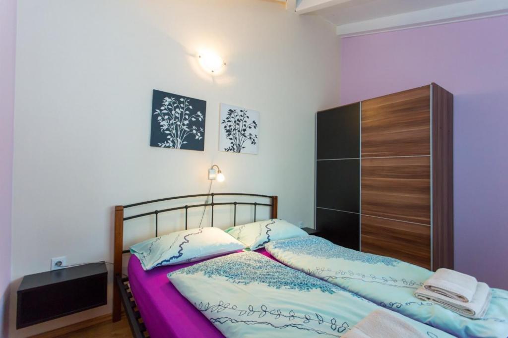 Holiday home House In With Balcony, Air Conditioning, Wifi, Washing Machine
